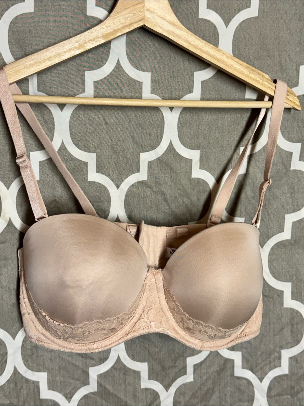 Torrid Curve Nude Neutral Bra Size 40D Underwire Everyday Support Plus Size